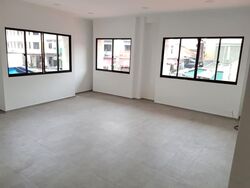 Sims Avenue (D14), Shop House #575673511